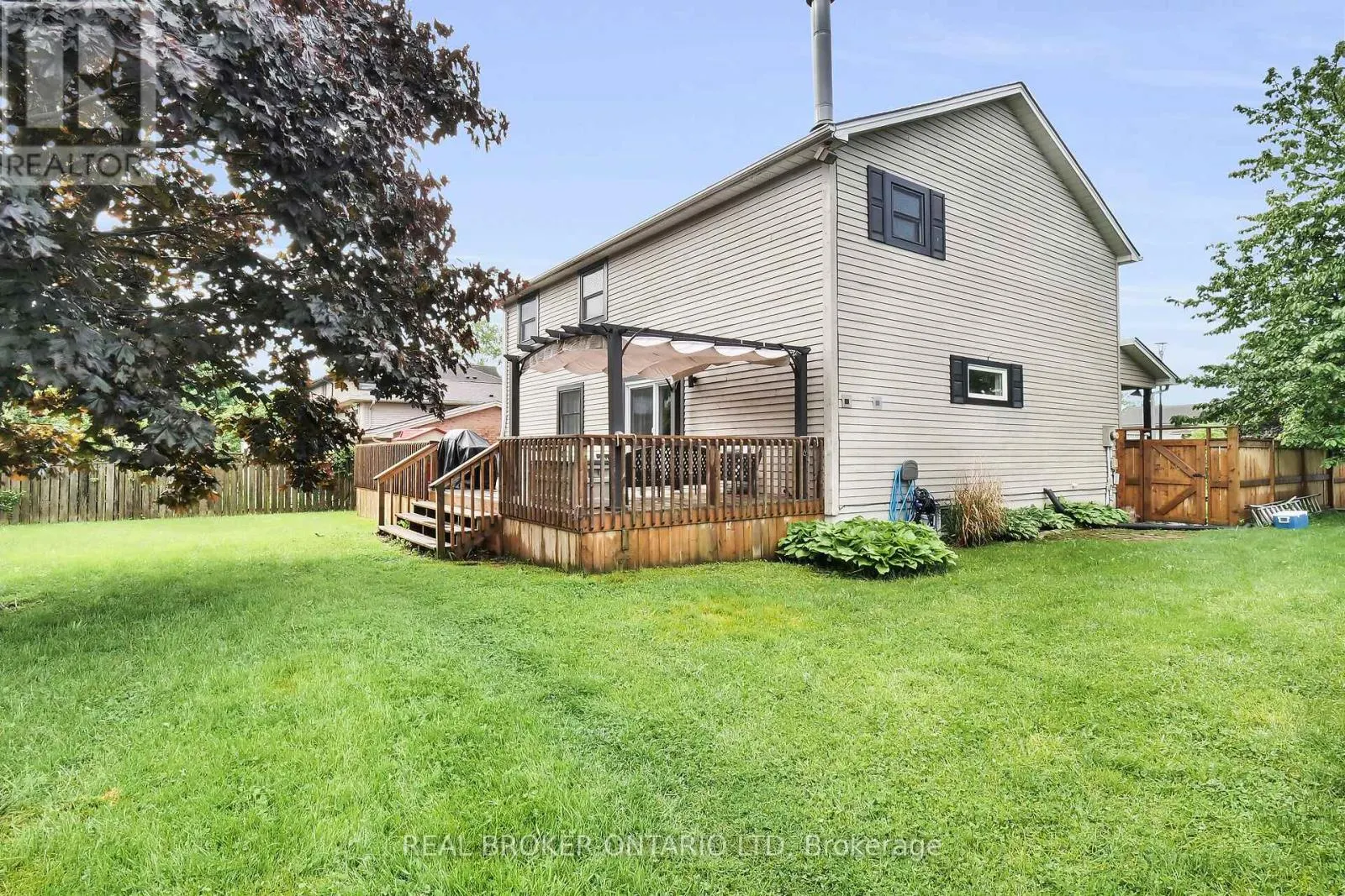 301&303 FRANCES STREET
