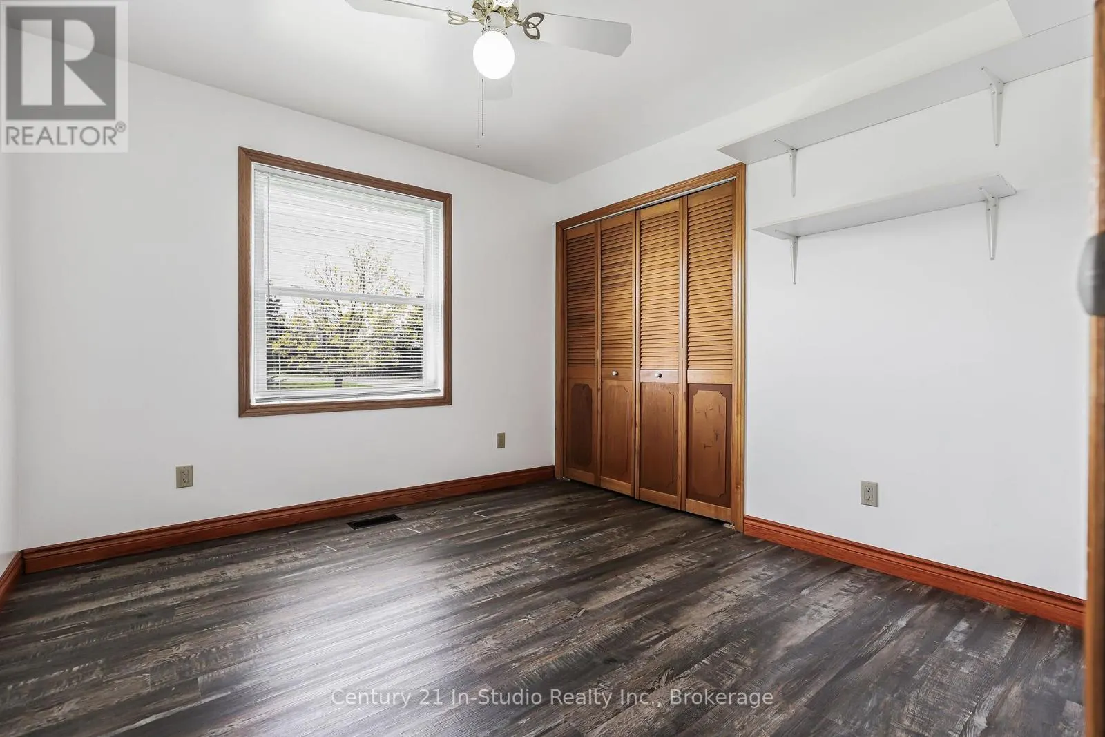 453157 GREY ROAD 2