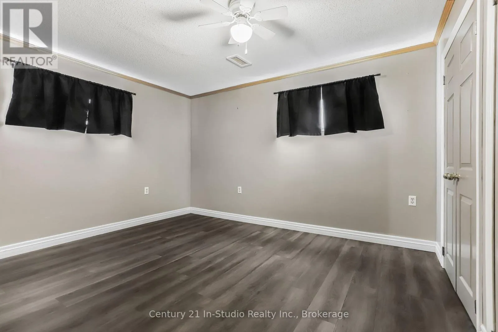 453157 GREY ROAD 2