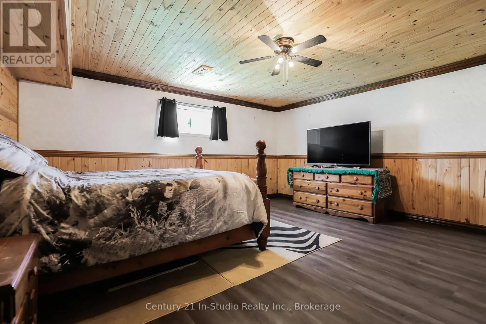 453157 GREY ROAD 2