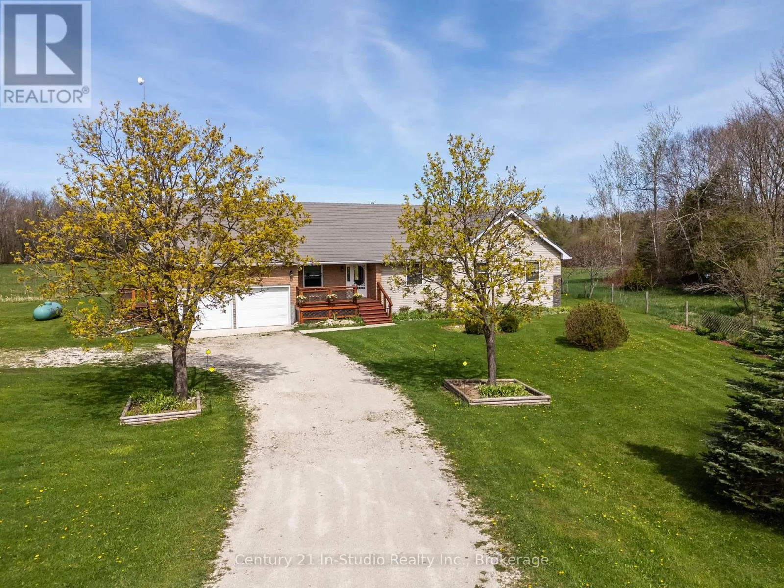 453157 GREY ROAD 2