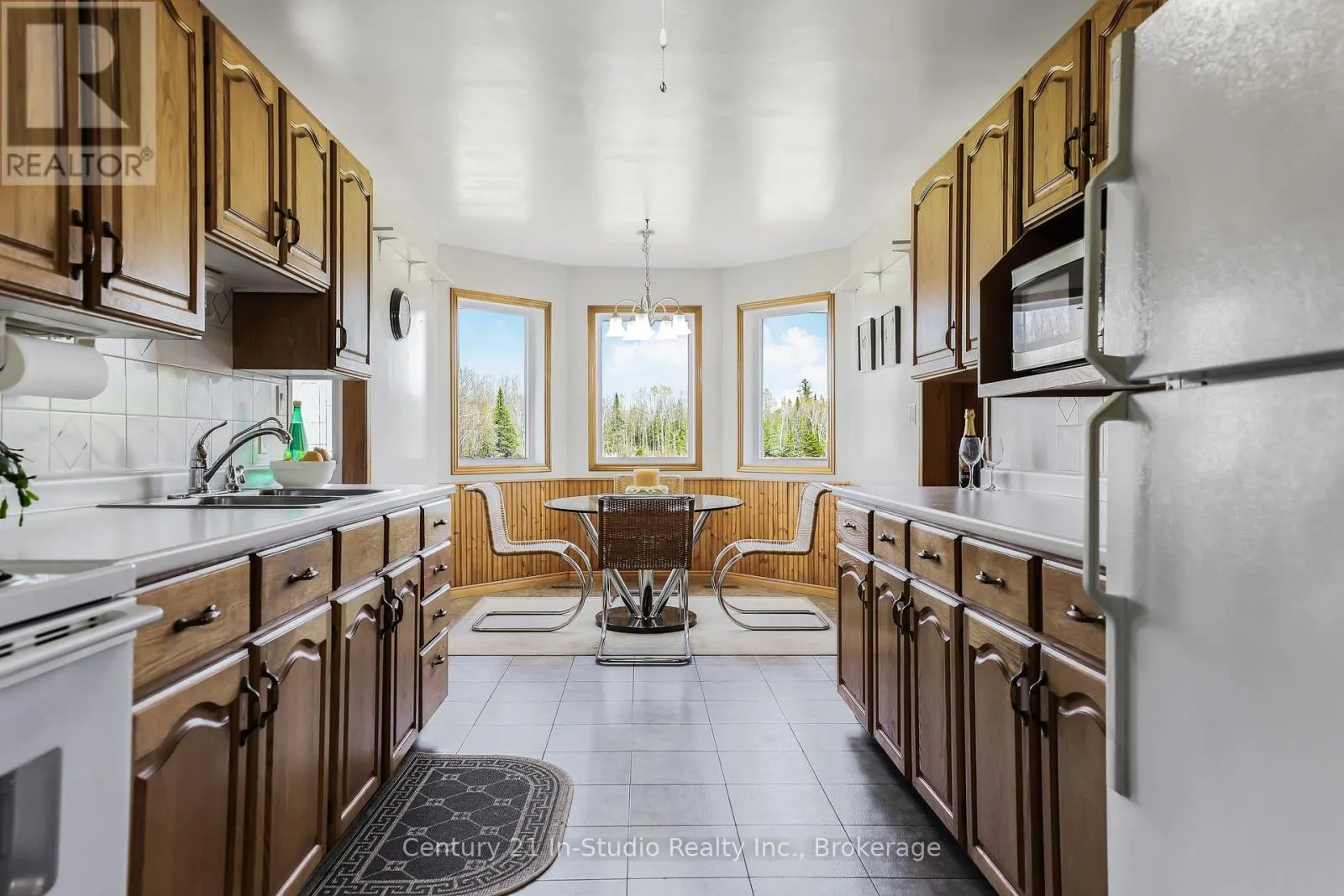 453157 GREY ROAD 2