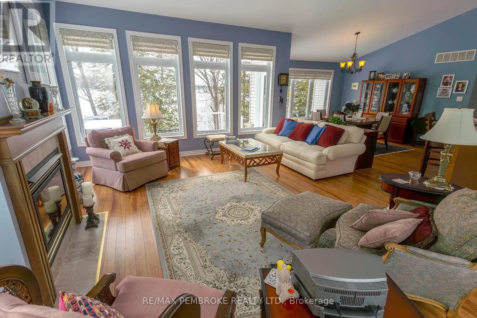 115 ISLAND VIEW DRIVE