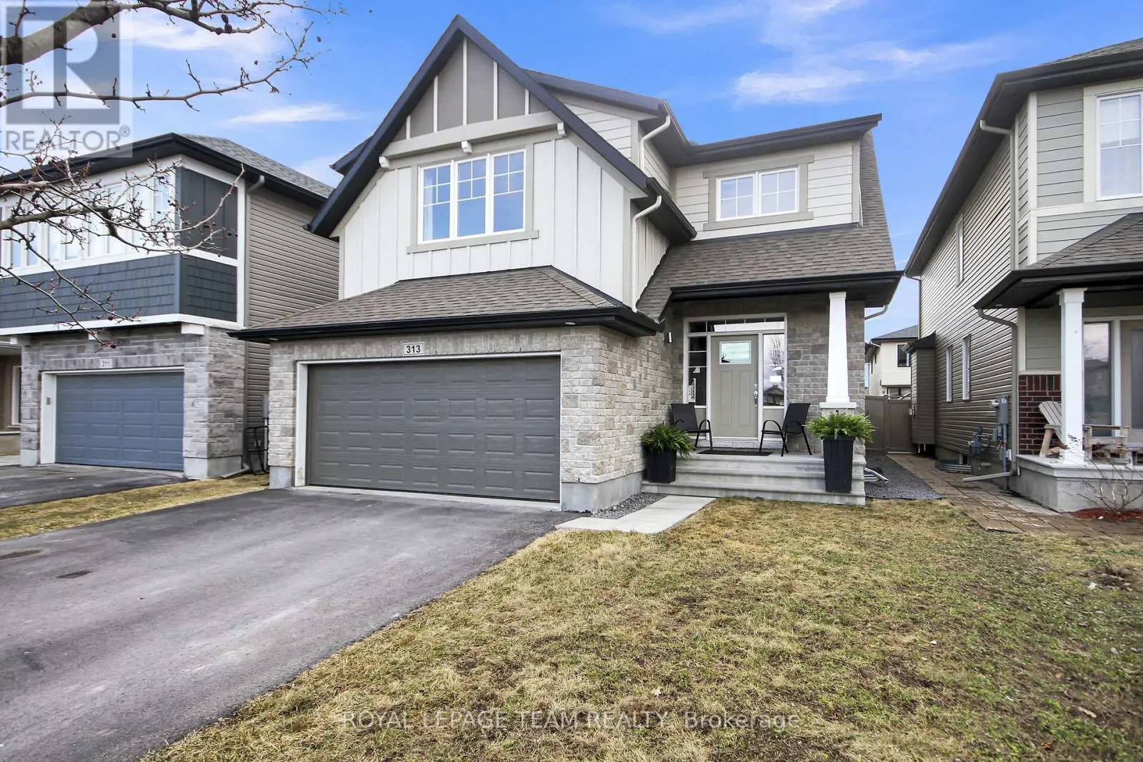 313 OXER PLACE