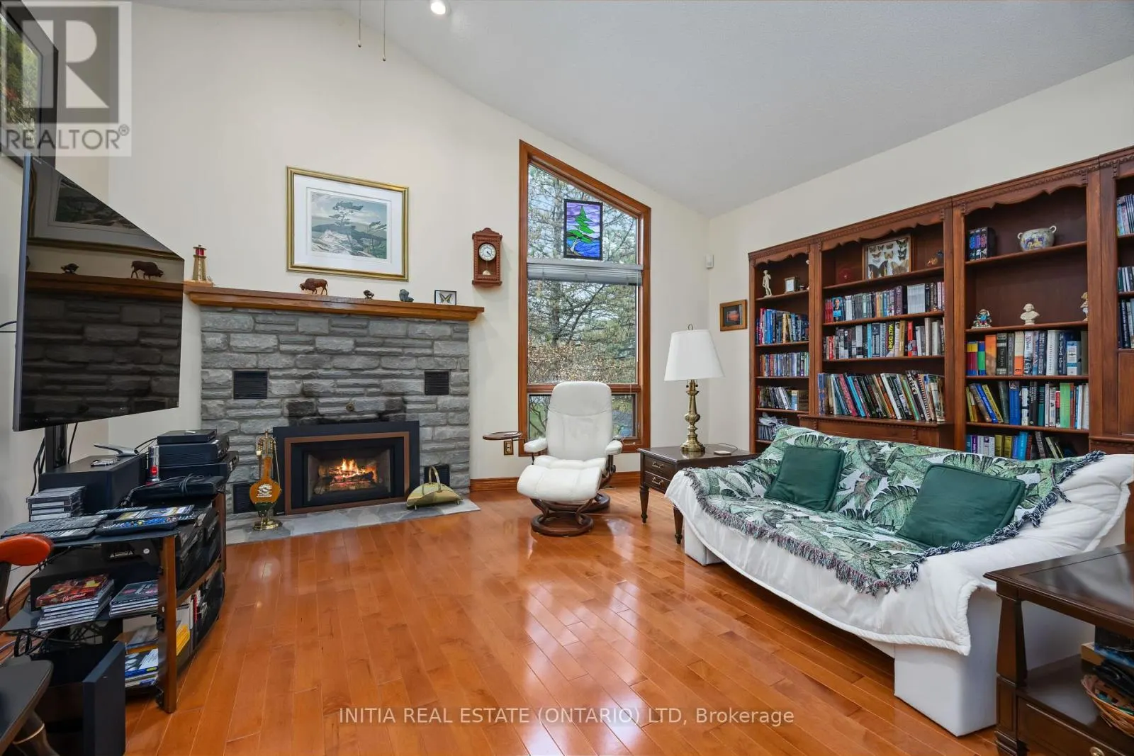 1311 LAKESHORE ROAD