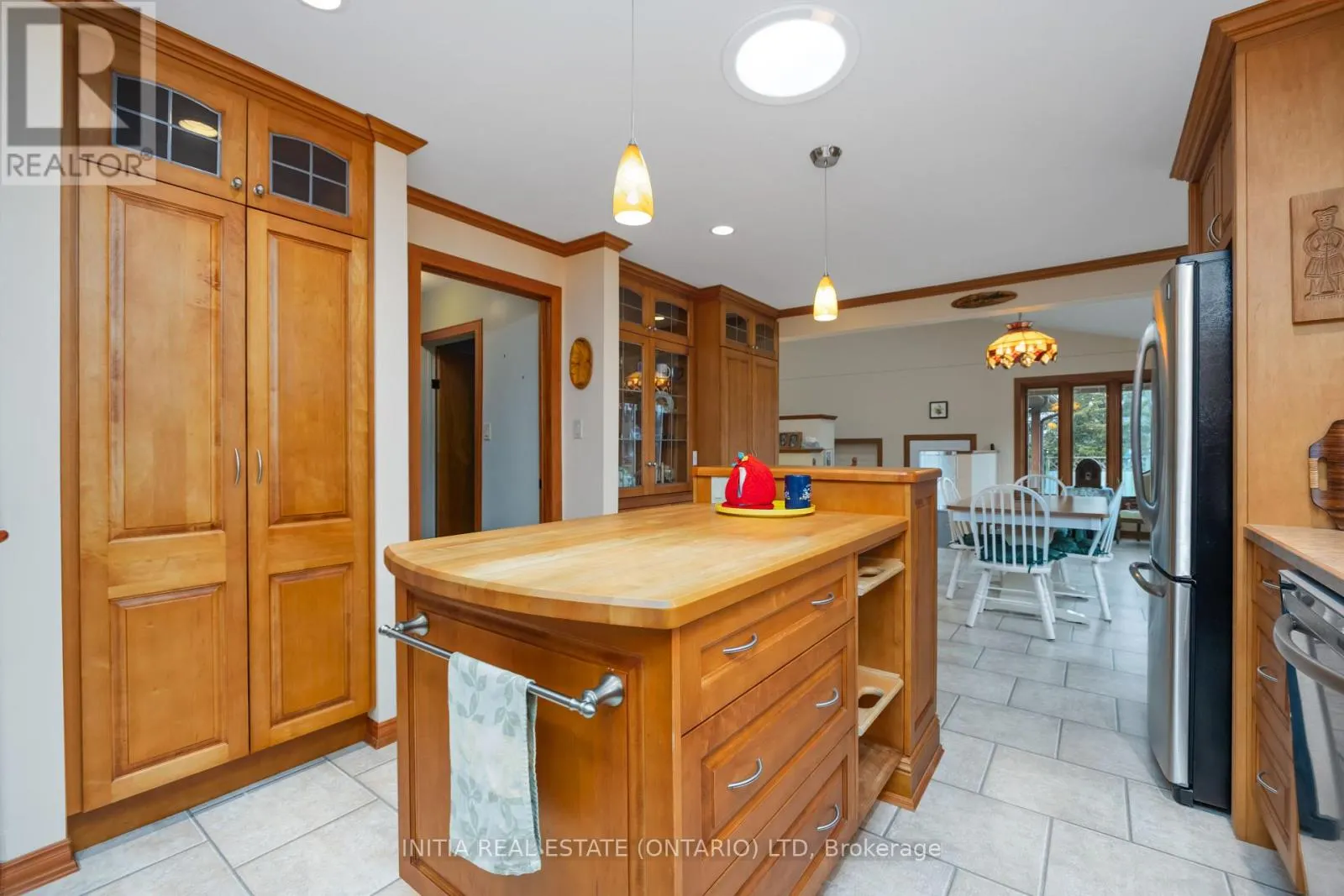 1311 LAKESHORE ROAD