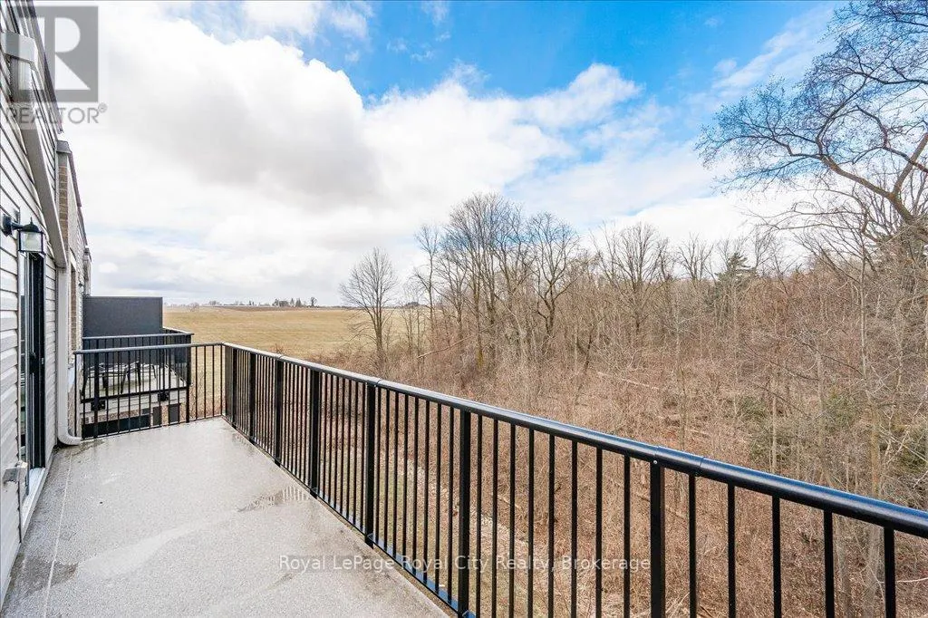 52 - 107 WESTRA DRIVE, #52