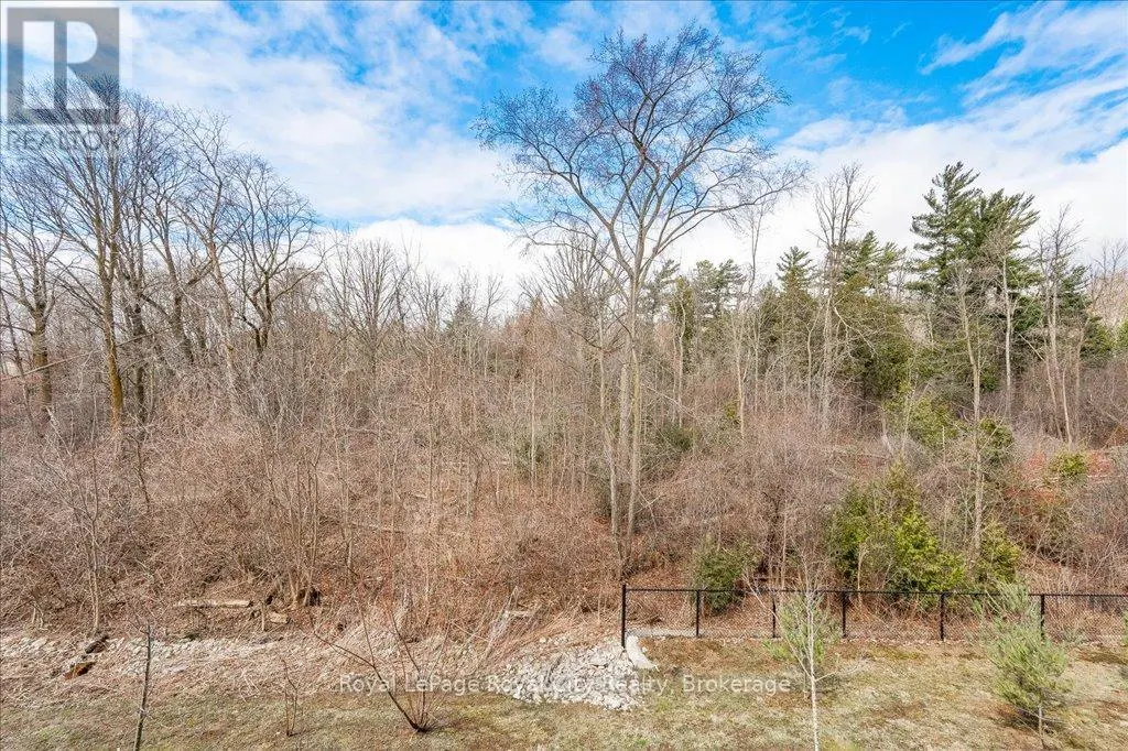 52 - 107 WESTRA DRIVE, #52
