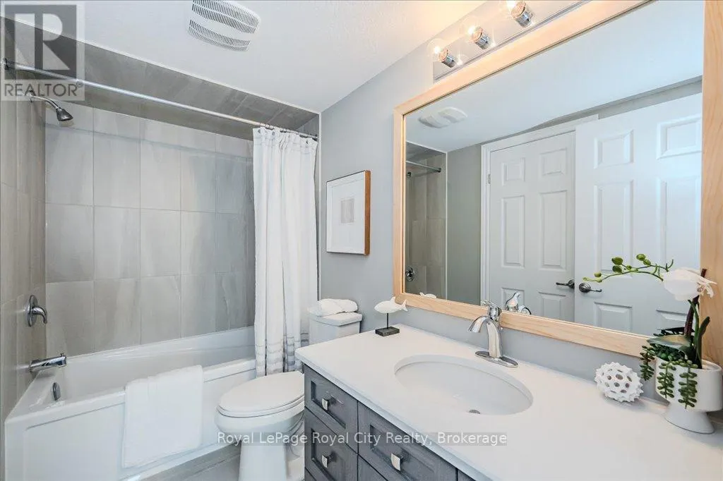 52 - 107 WESTRA DRIVE, #52