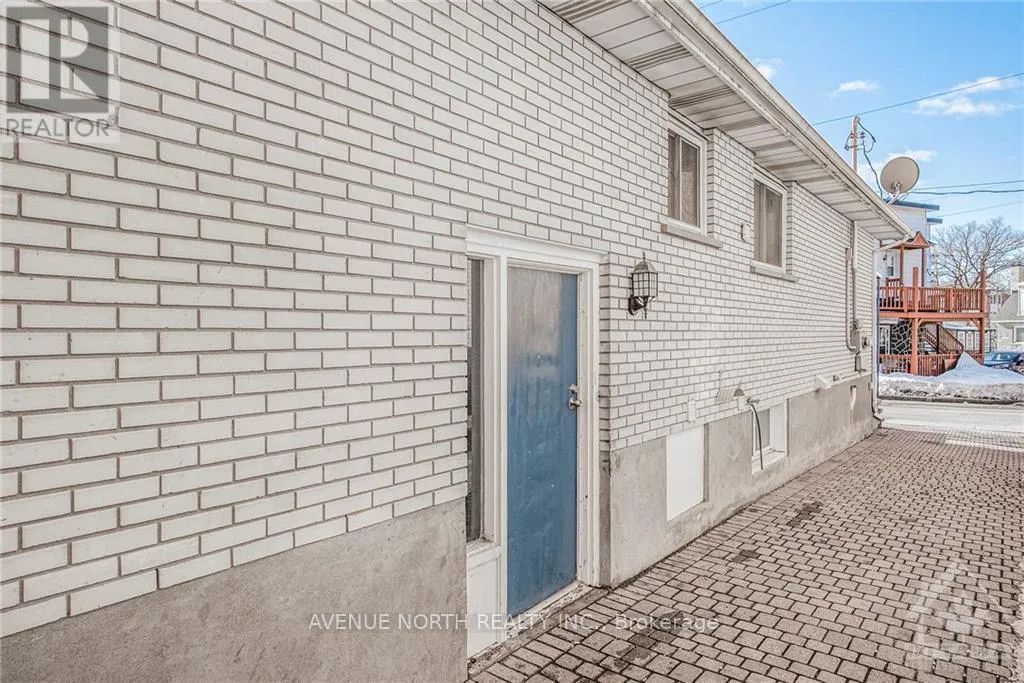 255 LALEMANT STREET