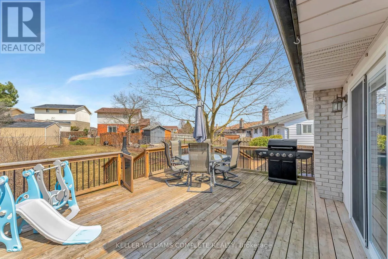 16 SETTLERS DRIVE