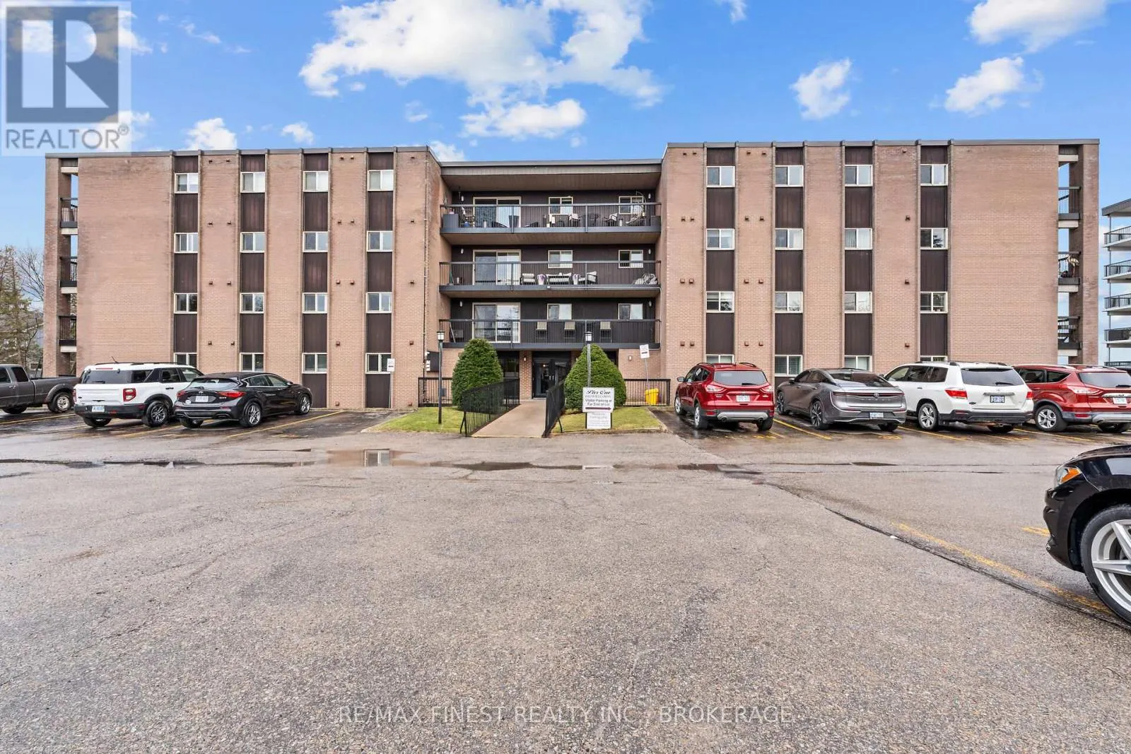 601 - 610 WILLIAM STREET, #601