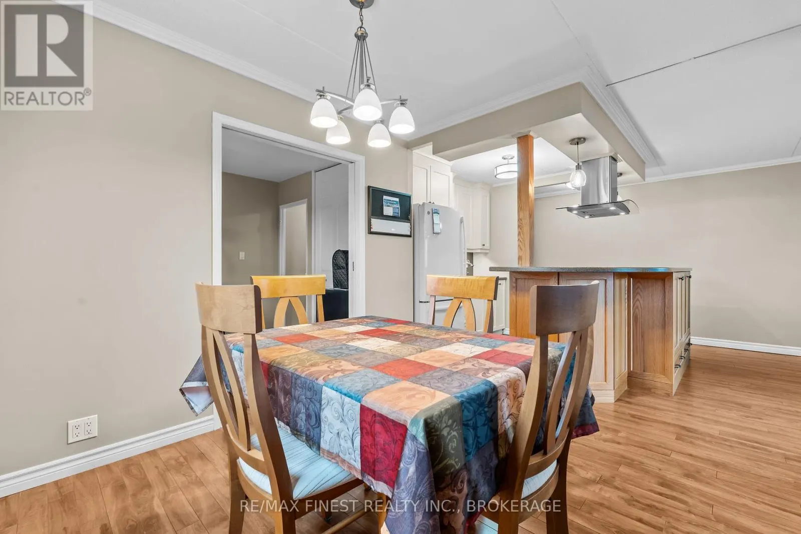 601 - 610 WILLIAM STREET, #601