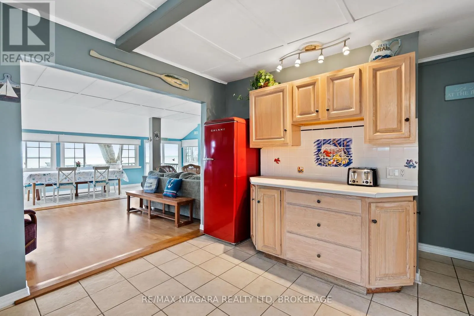 12883 OLD LAKESHORE ROAD W