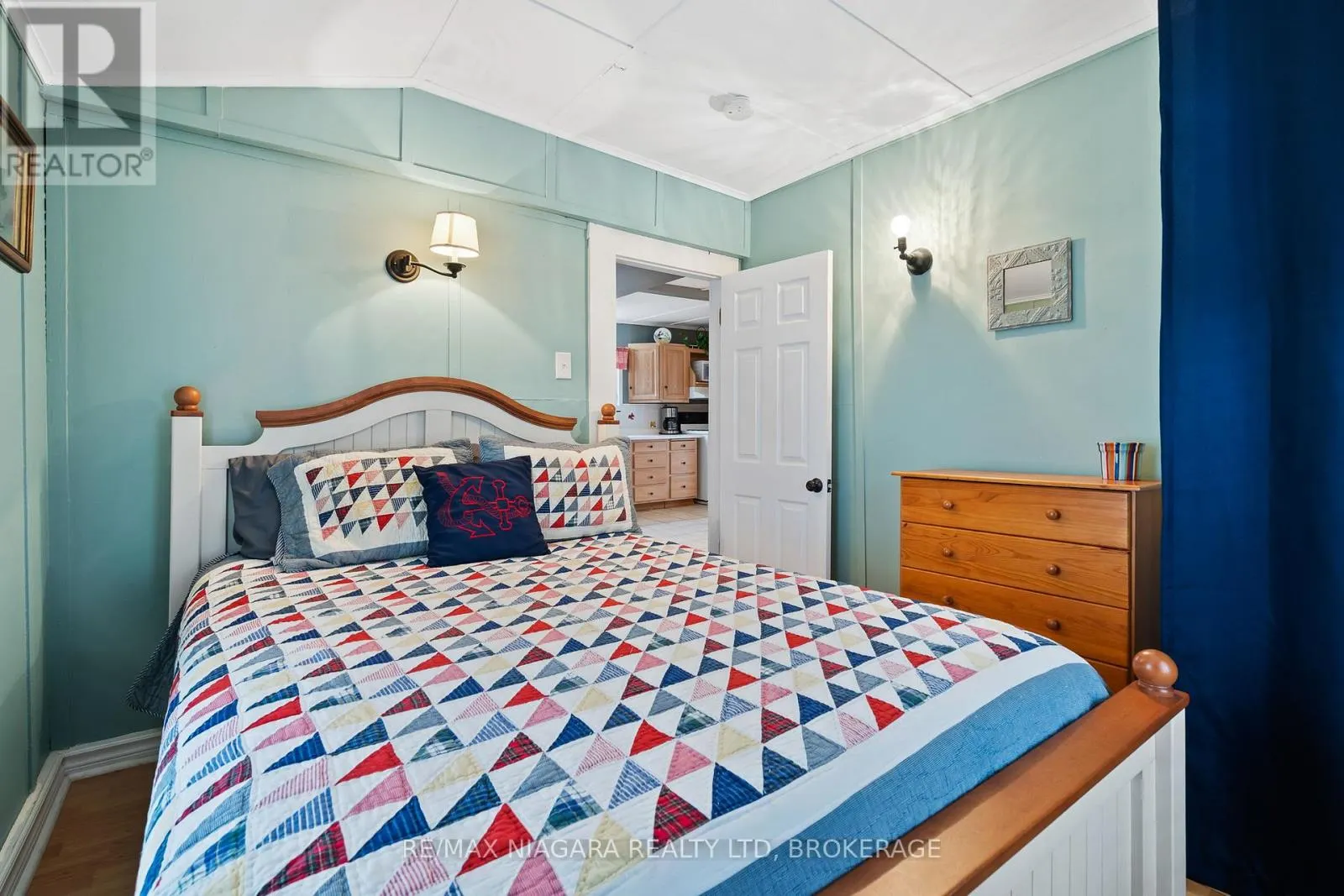 12883 OLD LAKESHORE ROAD W