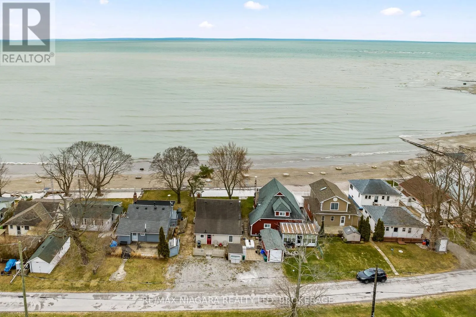 12883 OLD LAKESHORE ROAD W