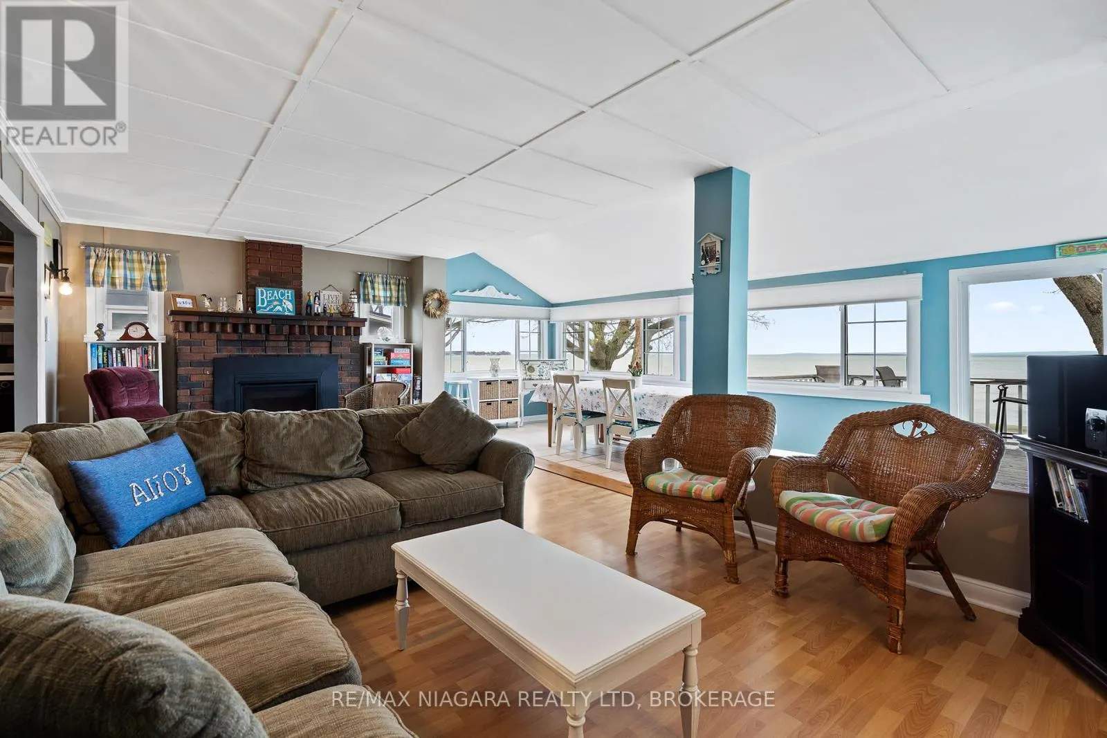 12883 OLD LAKESHORE ROAD W