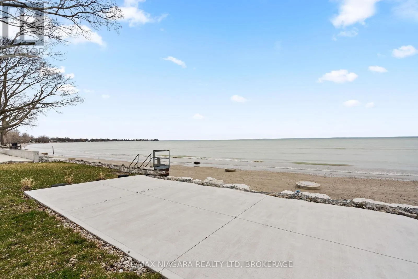 12883 OLD LAKESHORE ROAD W