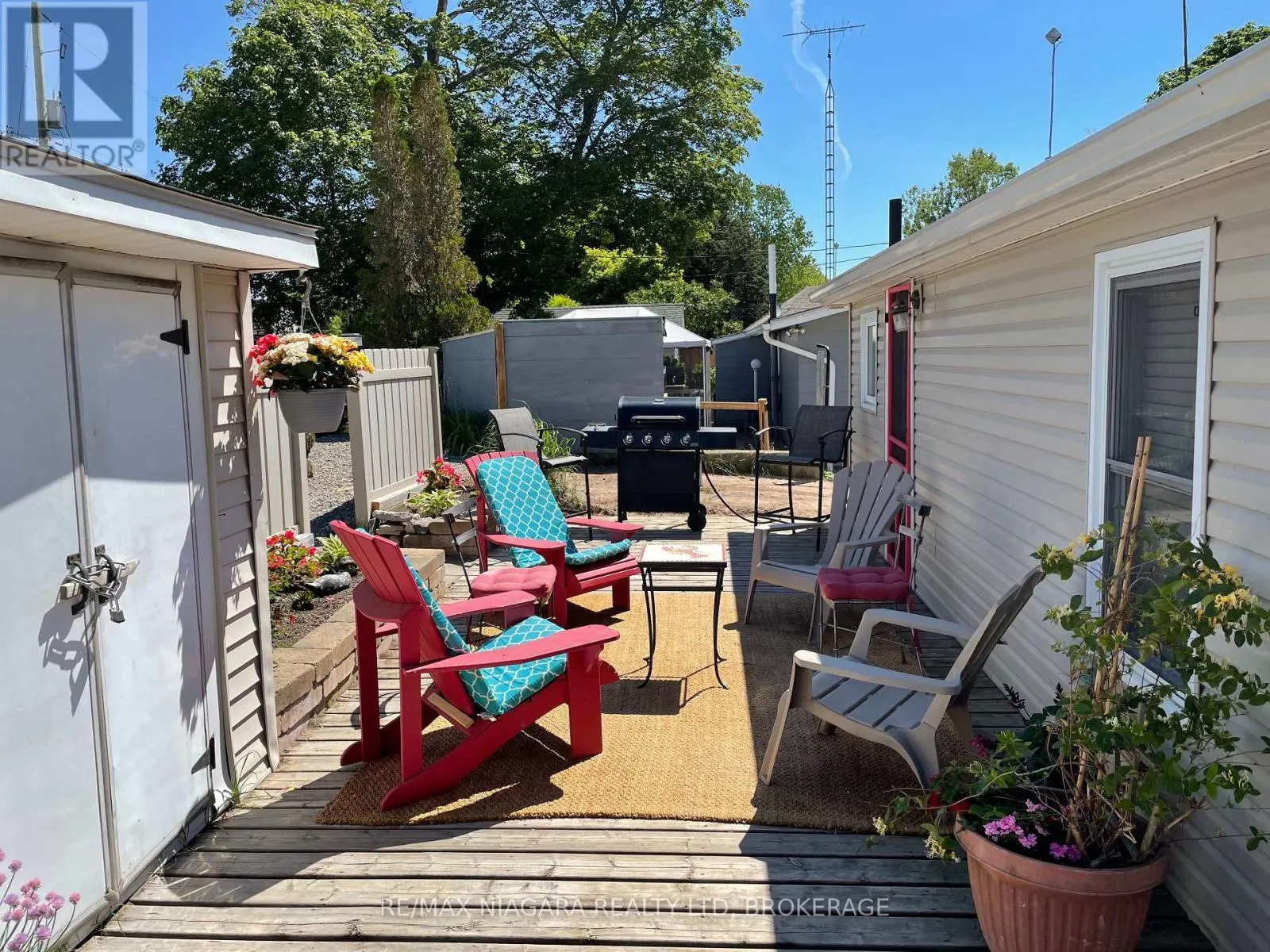 12883 OLD LAKESHORE ROAD W