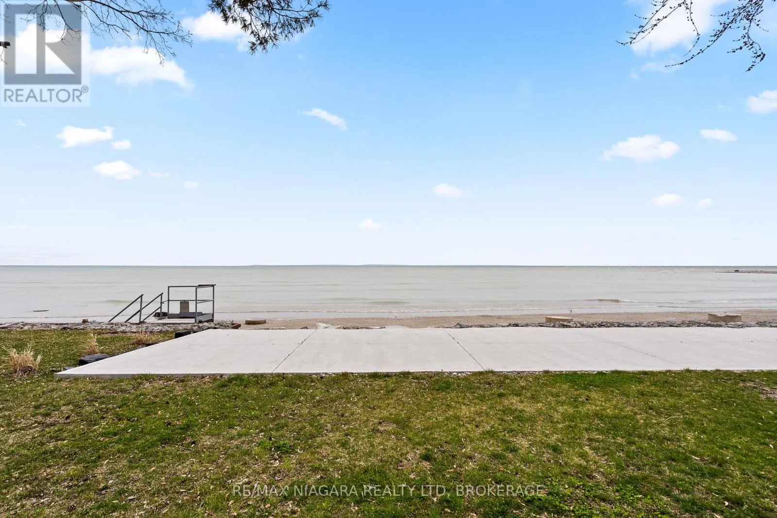 12883 OLD LAKESHORE ROAD W