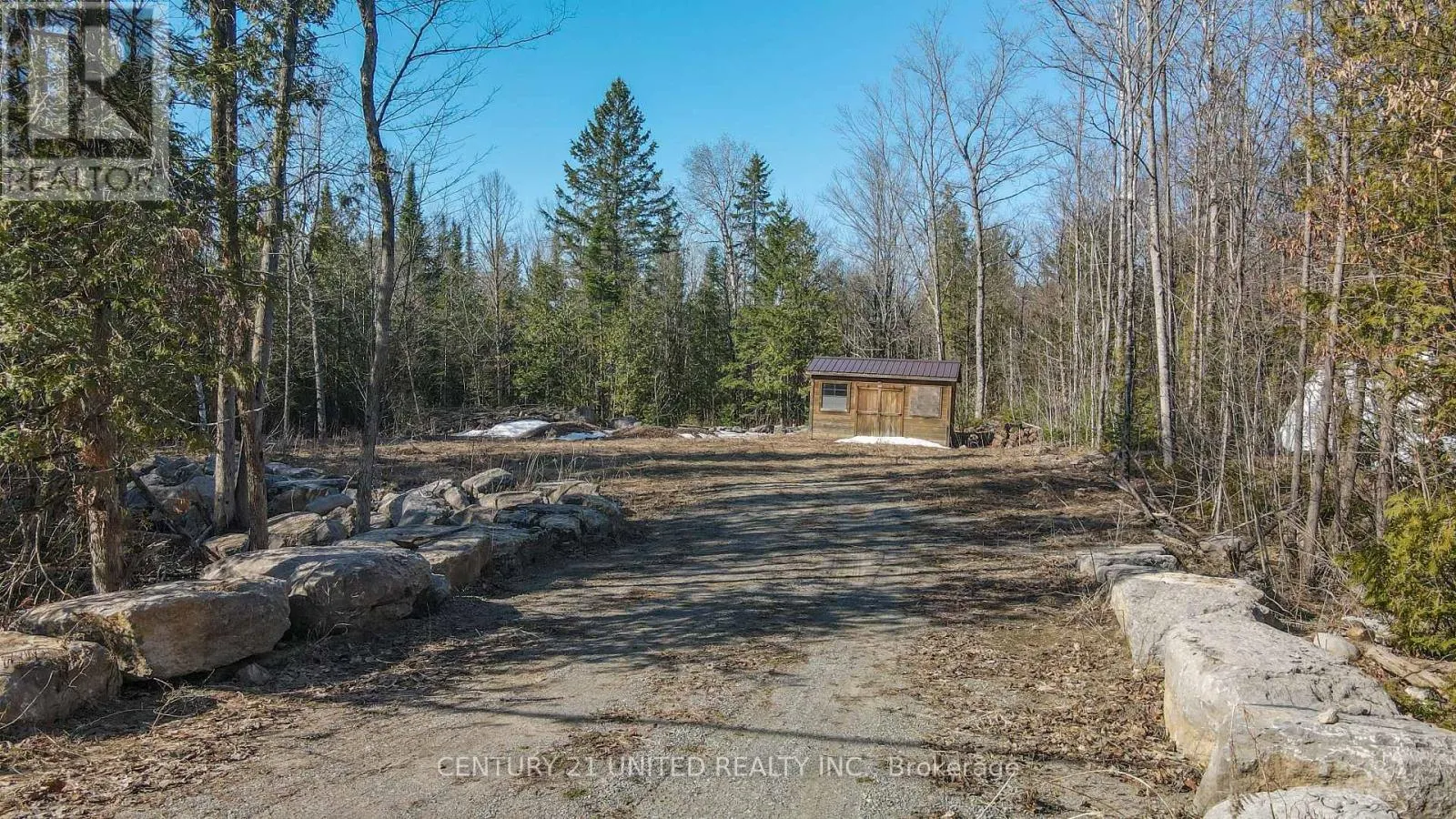 2206 MCCRACKENS LANDING ROAD