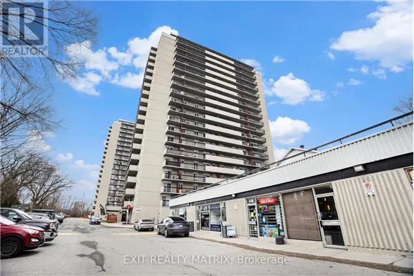 102 - 158B MCARTHUR AVENUE