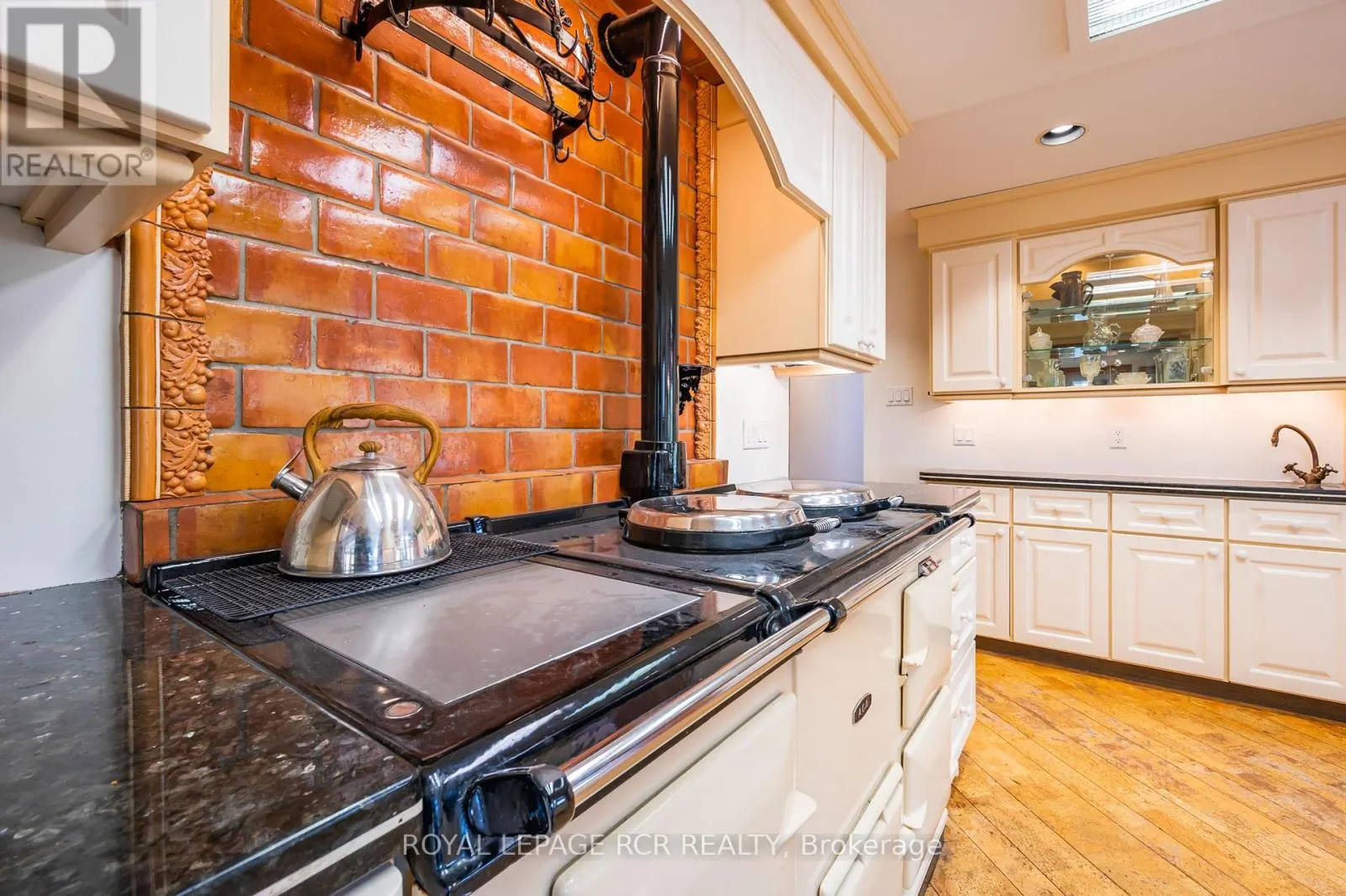 15 RIVER BLUFF PATH