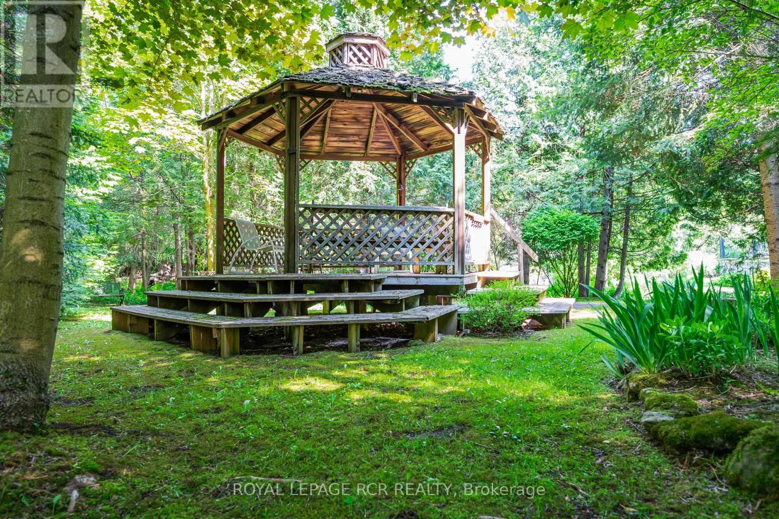 15 RIVER BLUFF PATH