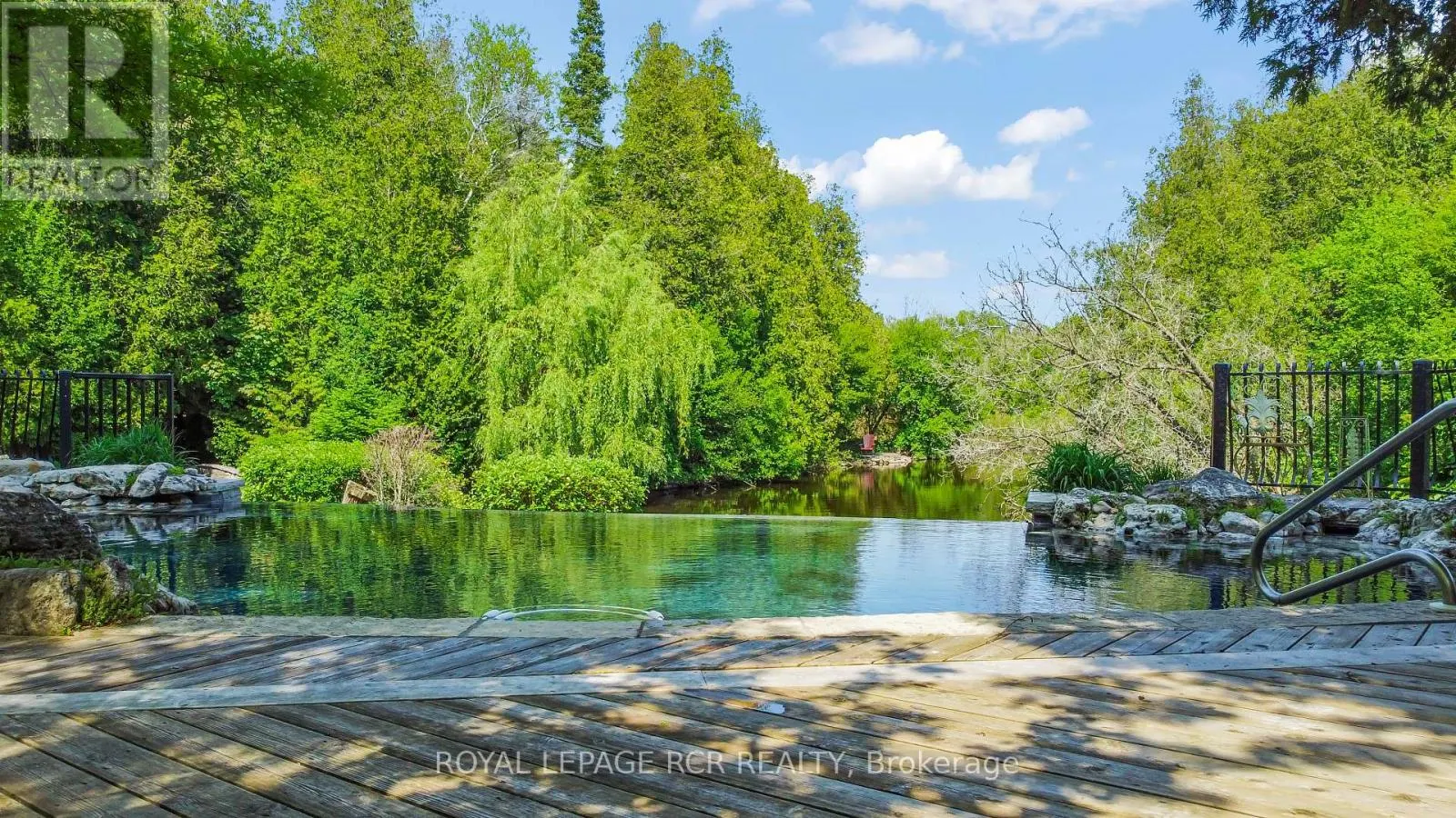 15 RIVER BLUFF PATH