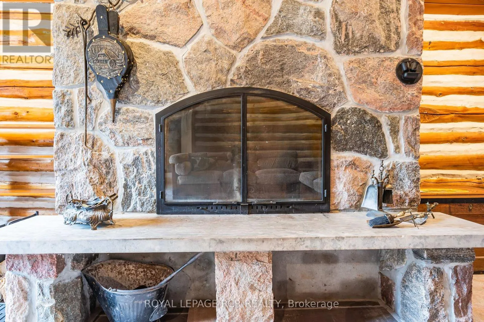 15 RIVER BLUFF PATH