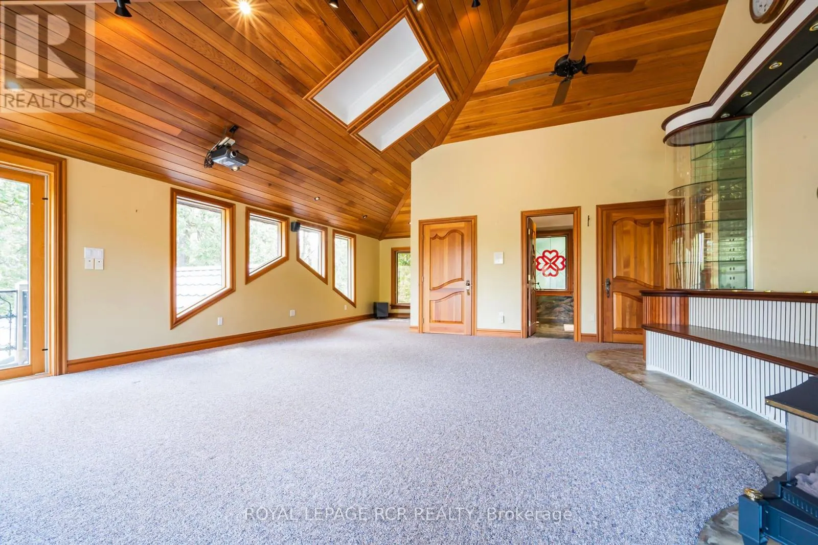 15 RIVER BLUFF PATH