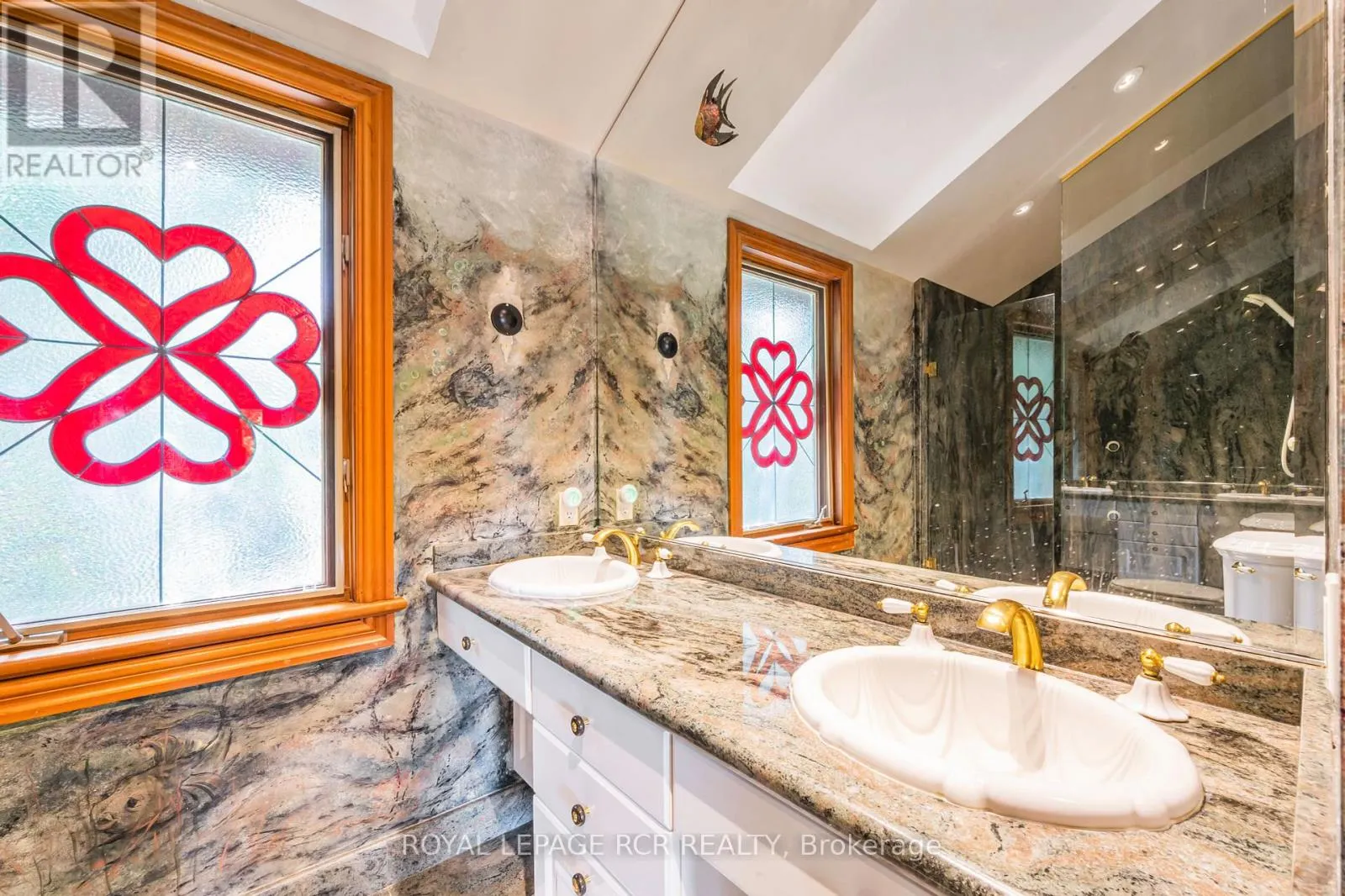 15 RIVER BLUFF PATH