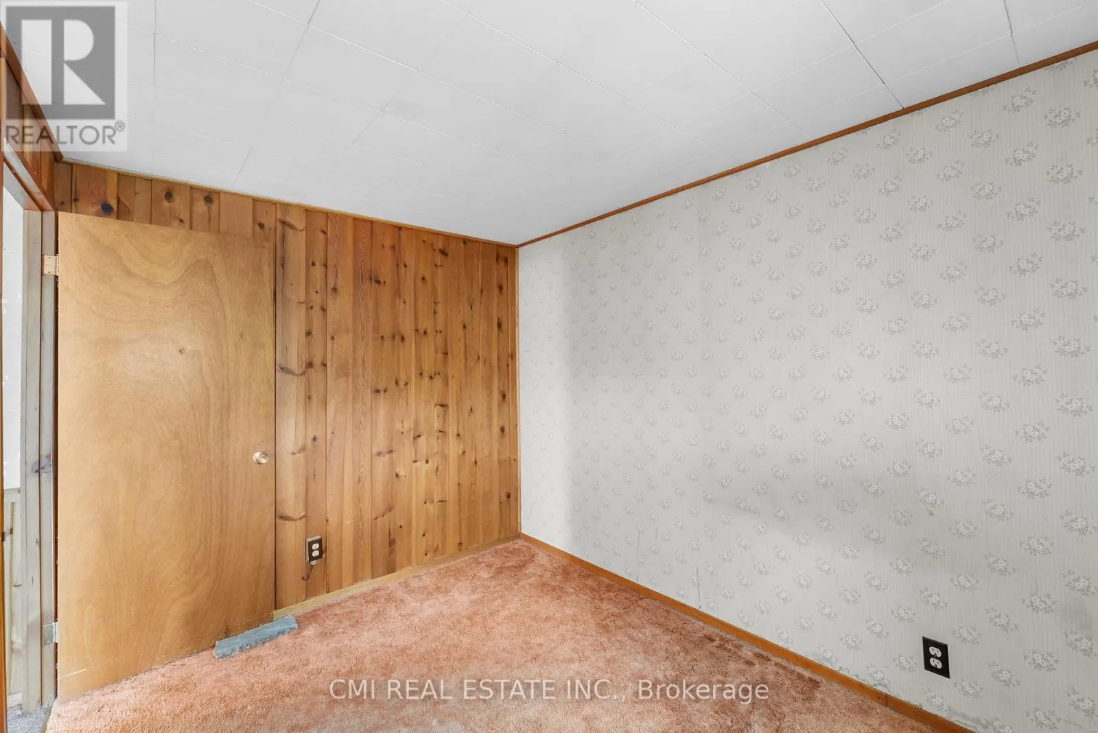 222 CENTENNIAL LANE