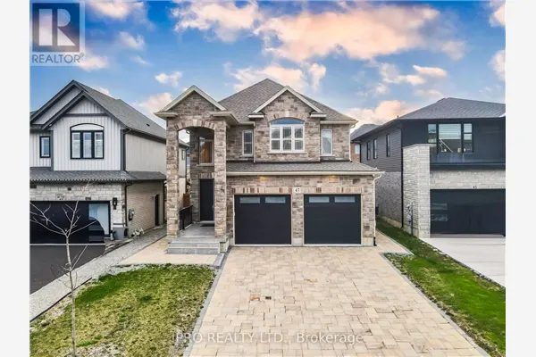 47 HOMESTEAD WAY
