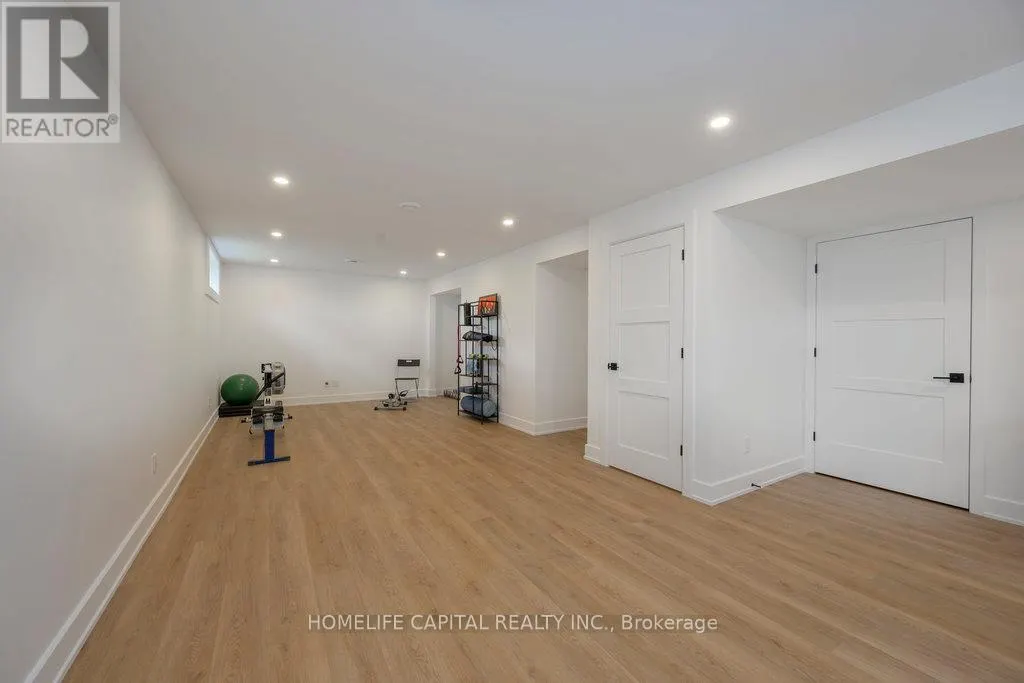 525 BARRAGE STREET