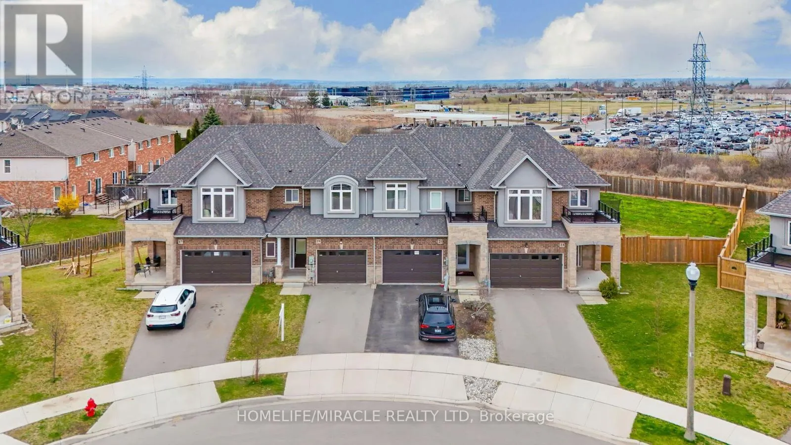 19 PINOT CRESCENT