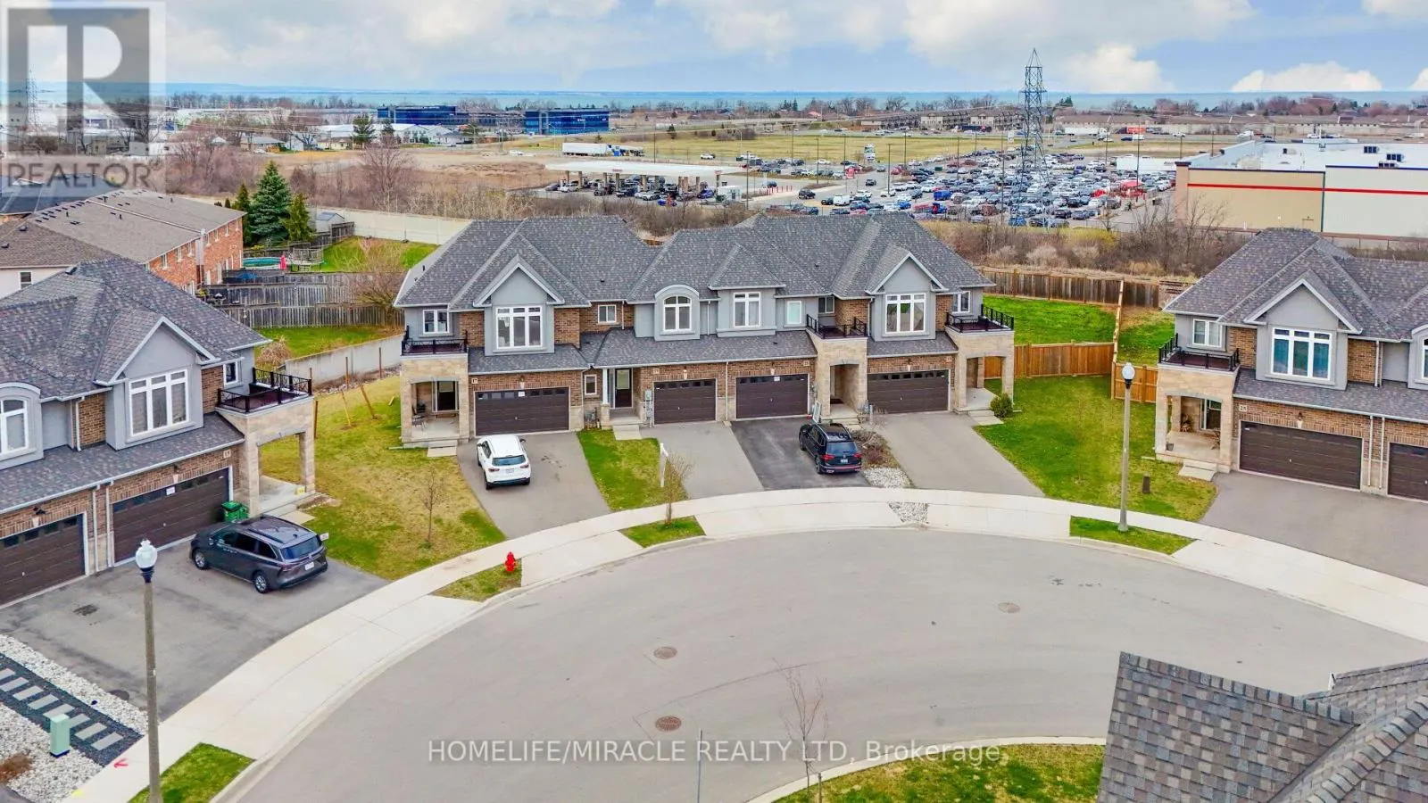 19 PINOT CRESCENT