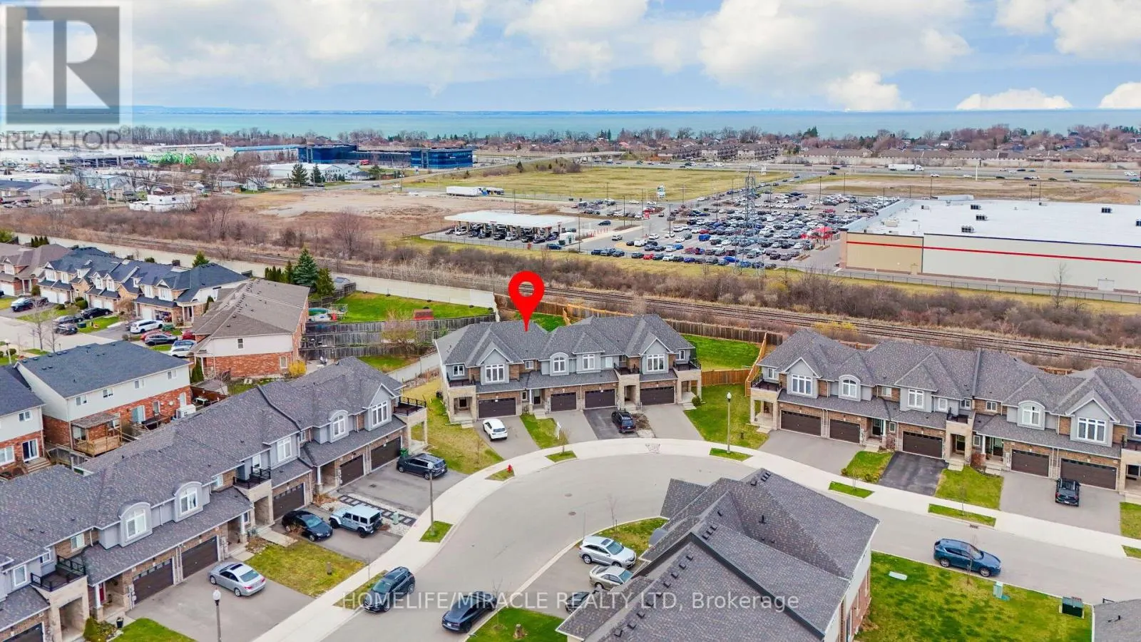 19 PINOT CRESCENT