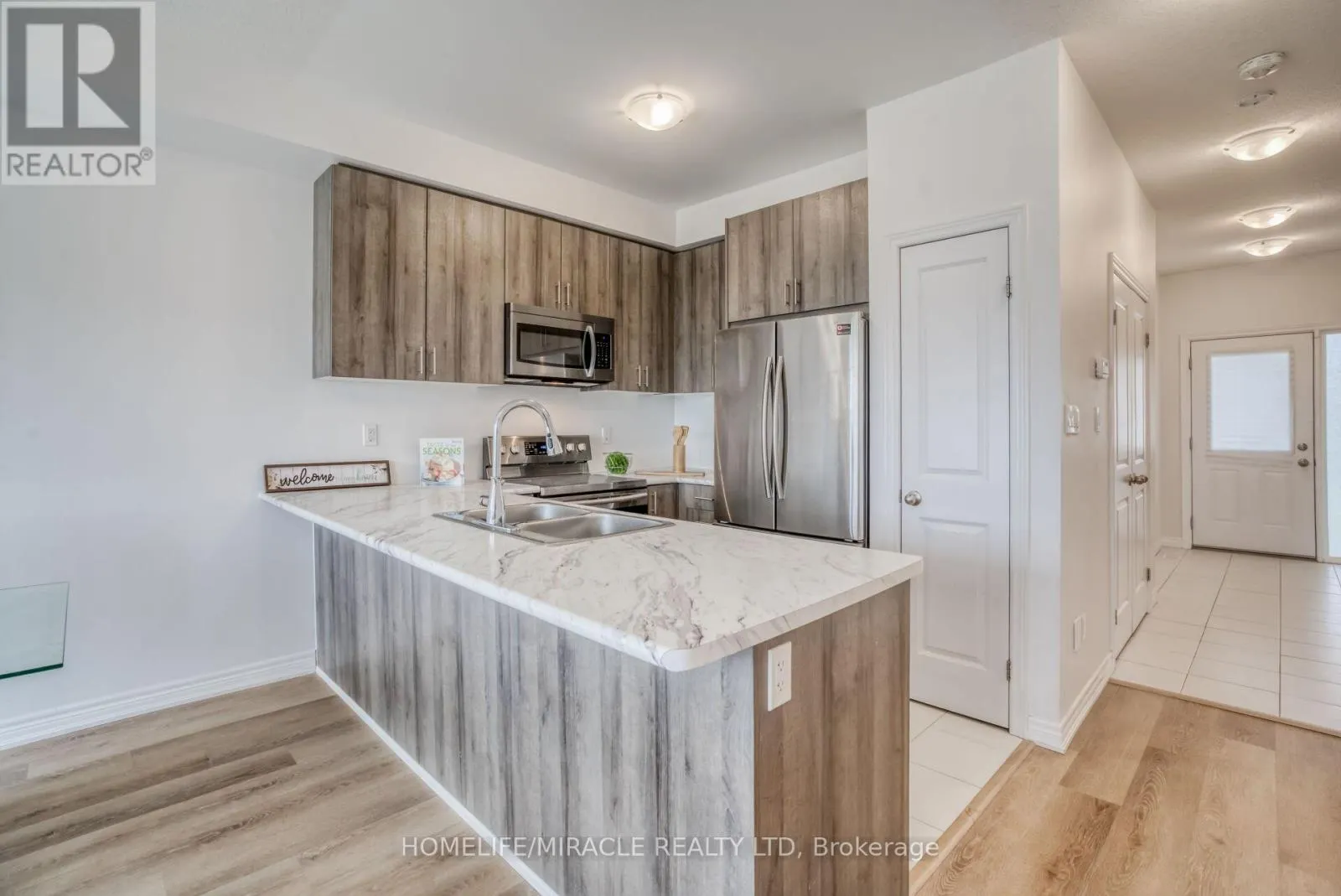 19 PINOT CRESCENT