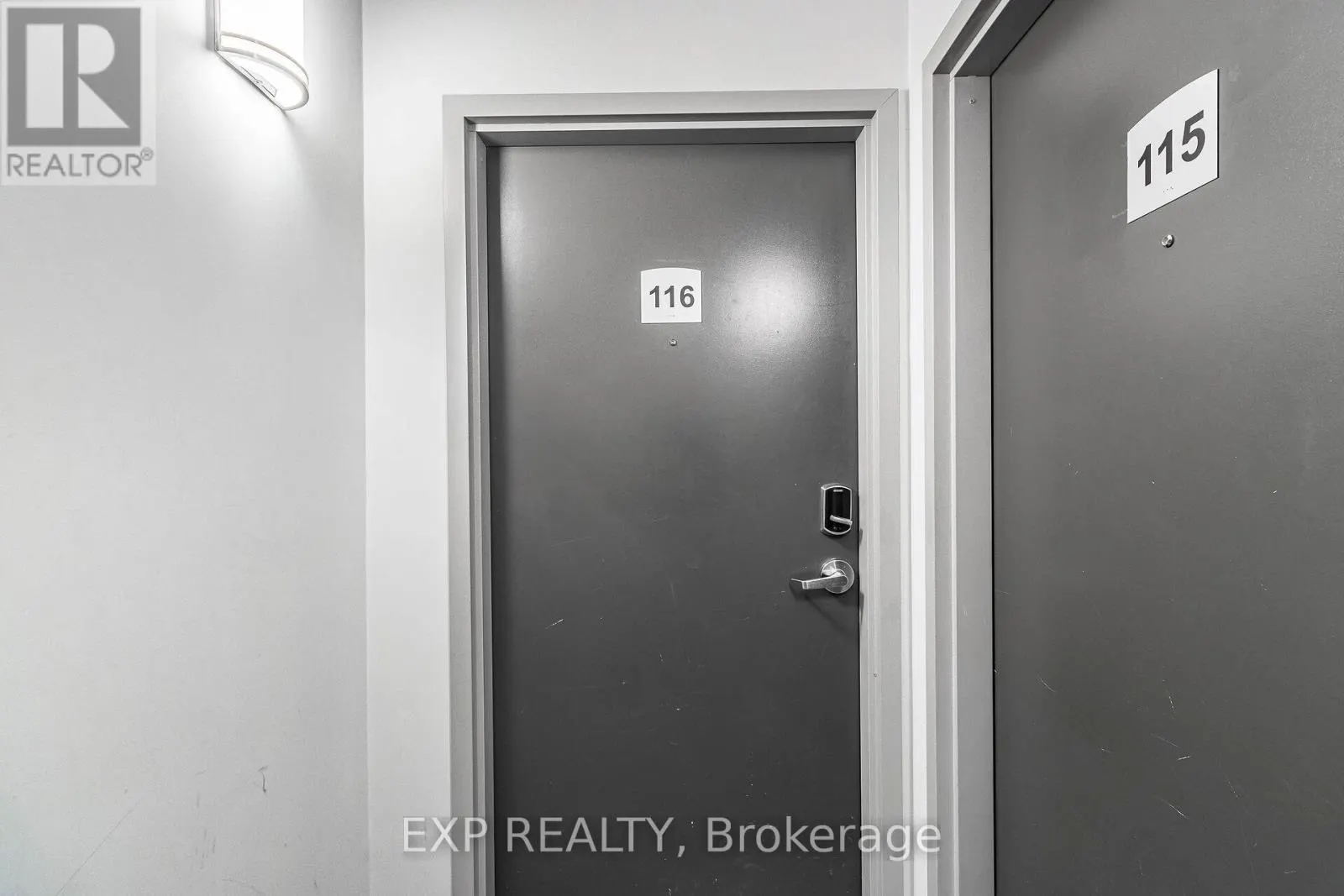 G116 - 275 LARCH STREET