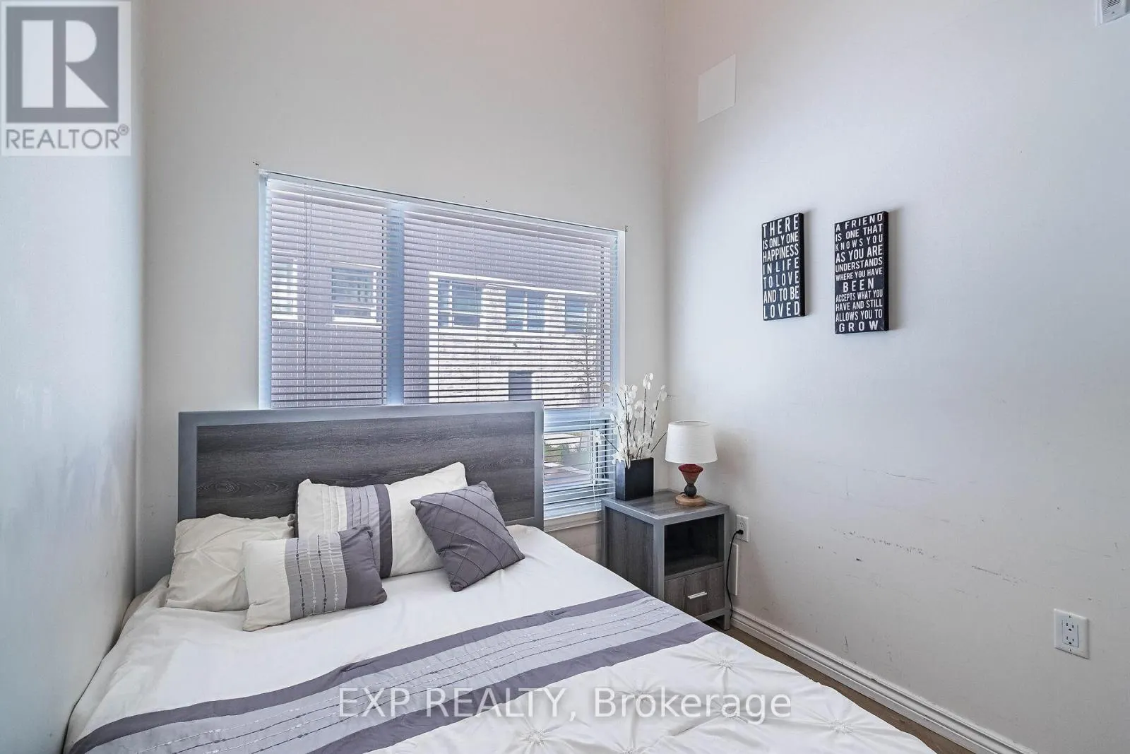 G116 - 275 LARCH STREET