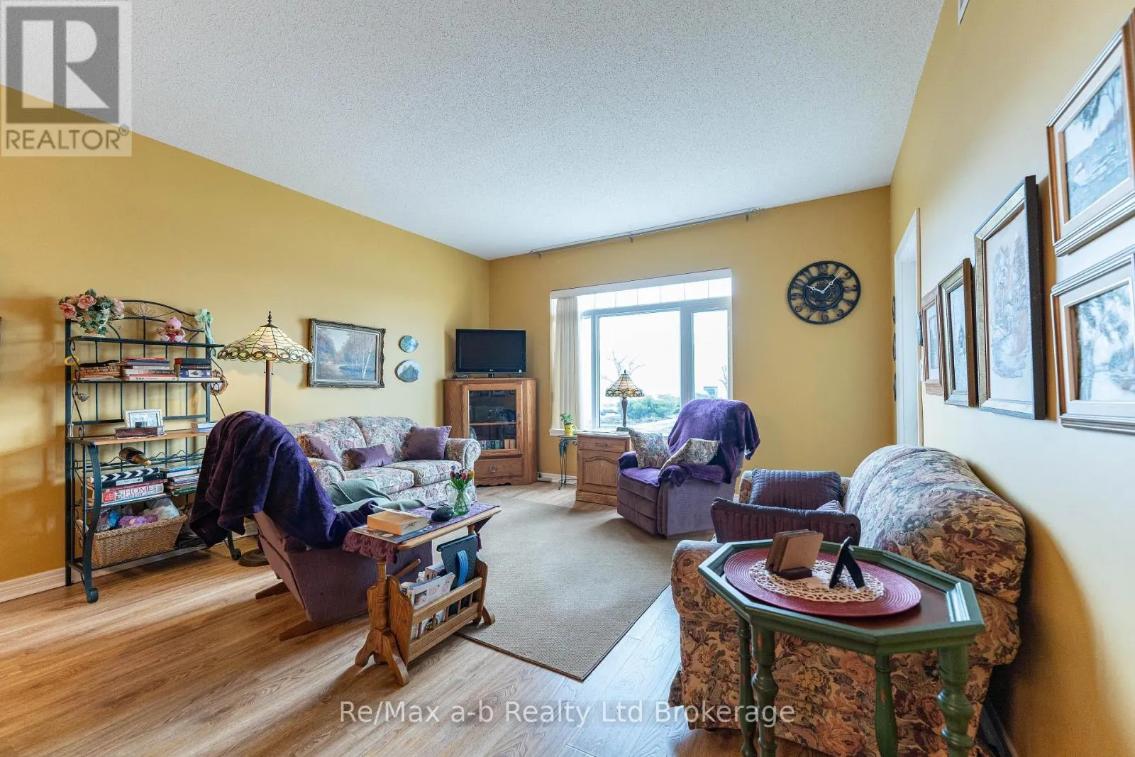101 - 80 BRIDGE STREET E, #101