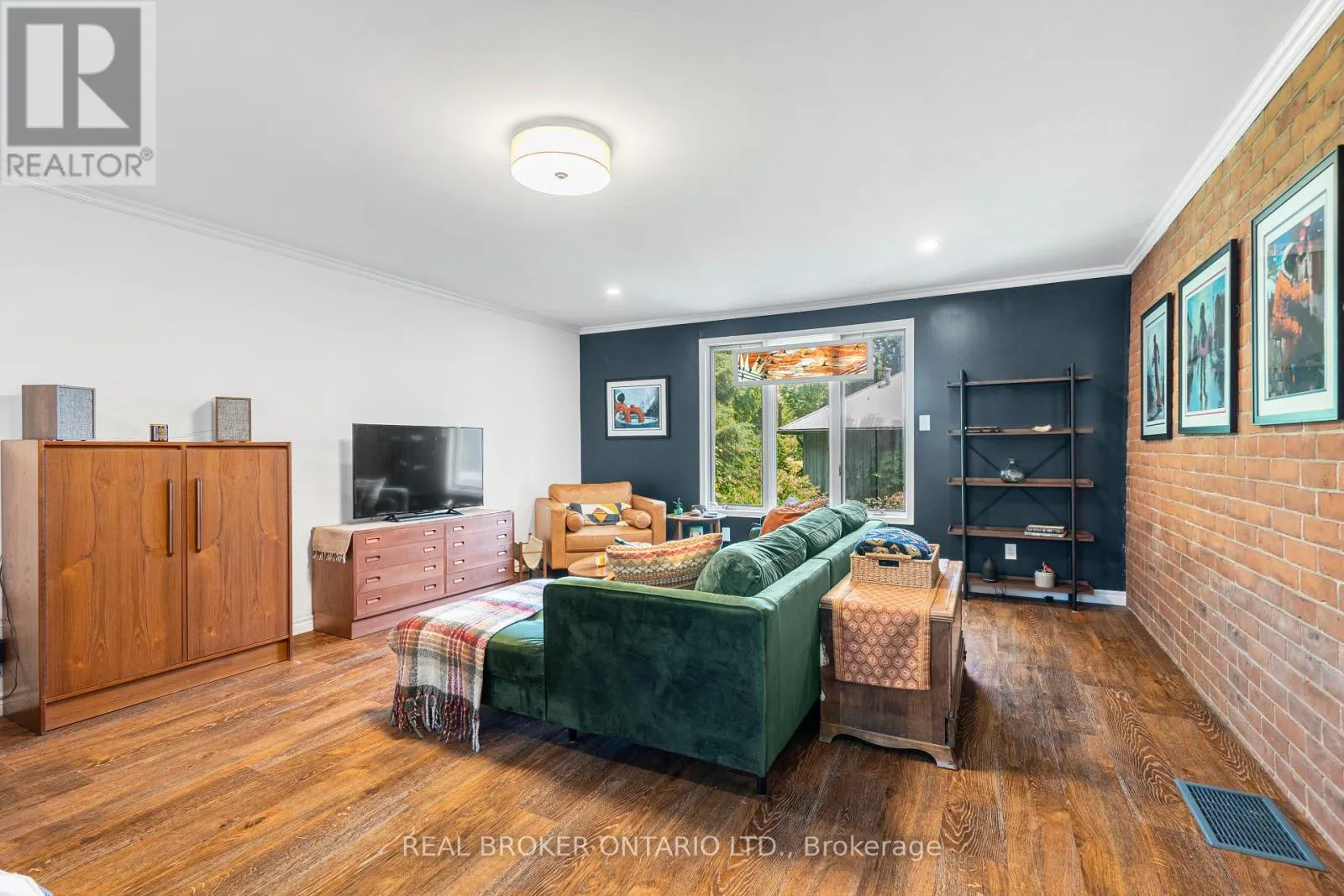 74 LAKE AVENUE W