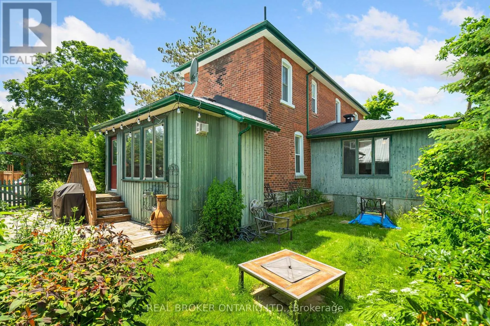 74 LAKE AVENUE W
