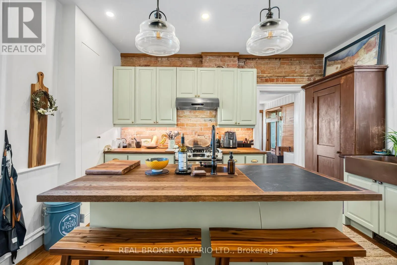 74 LAKE AVENUE W