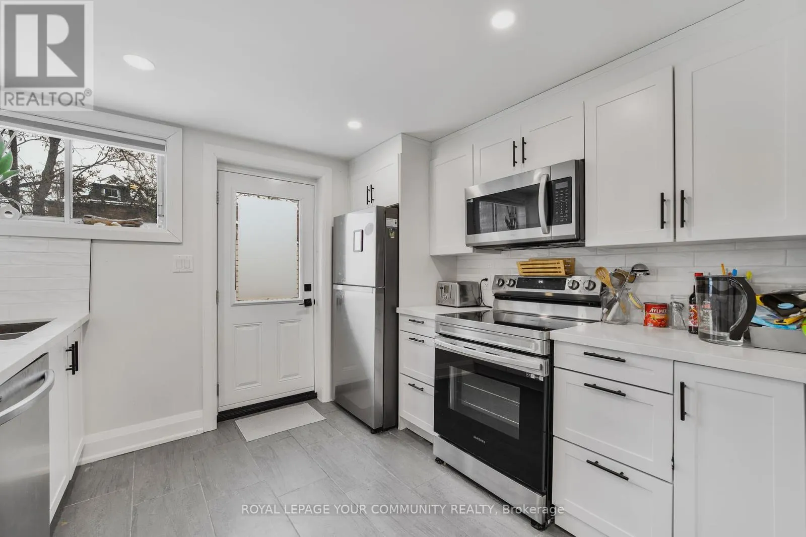 97 GARFIELD AVENUE S
