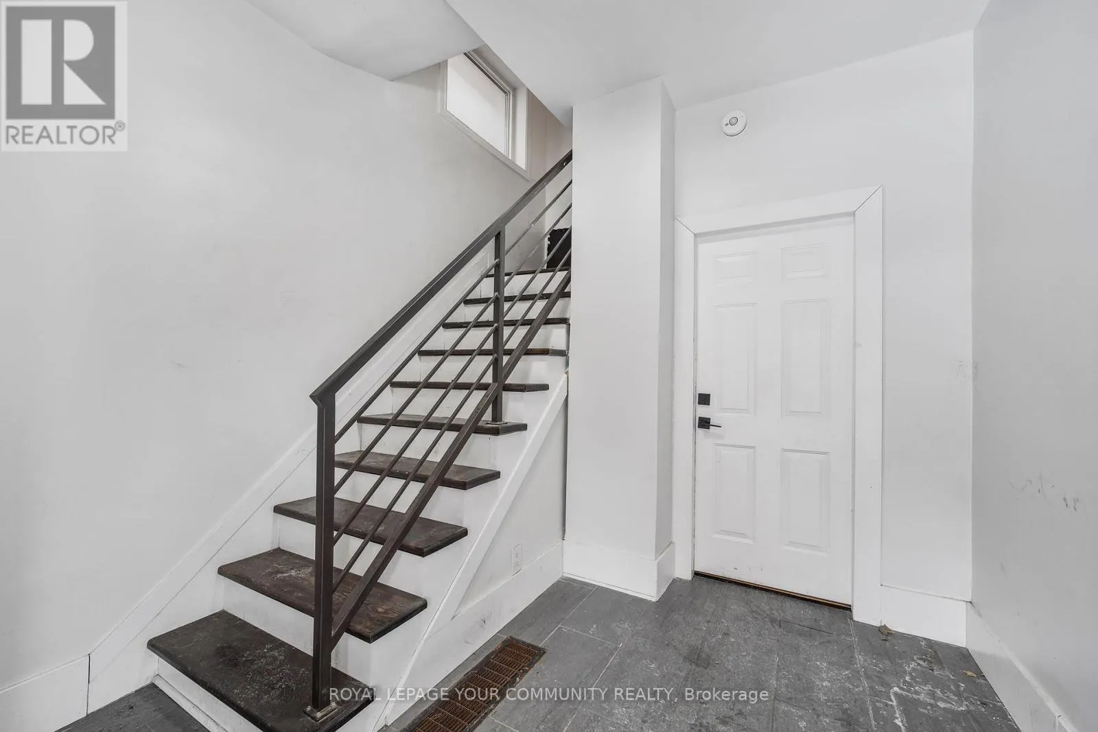 97 GARFIELD AVENUE S