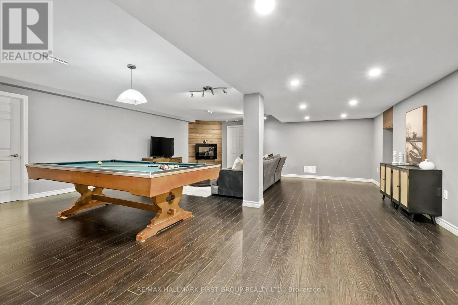 3905 LAROSE CRESCENT