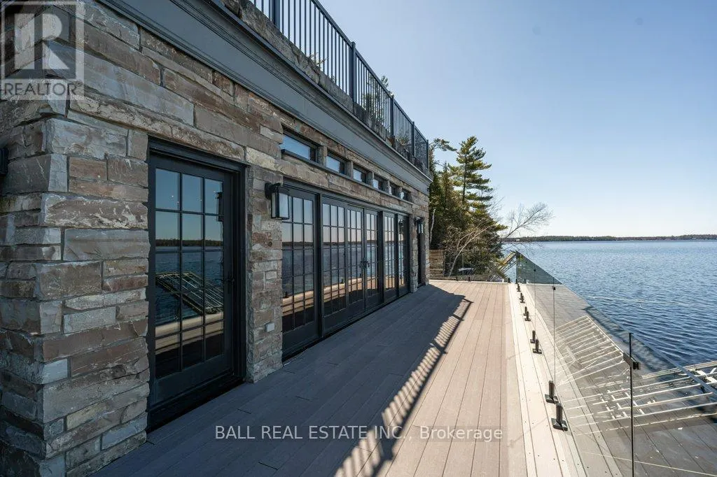 890 BIRCHVIEW ROAD