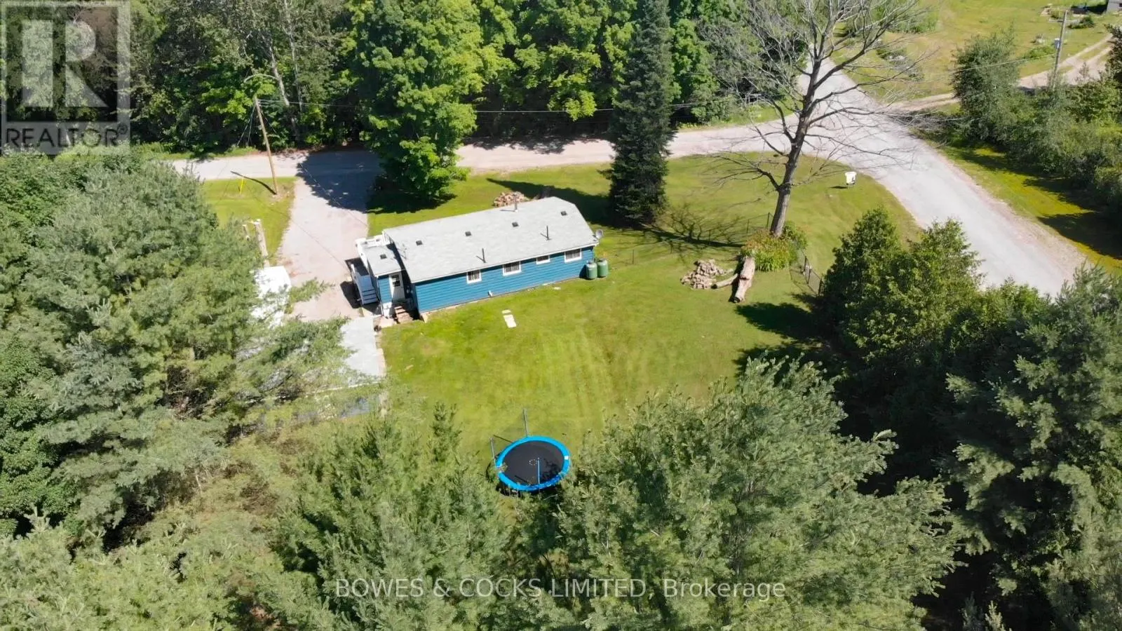1545 WESTVIEW CRESCENT